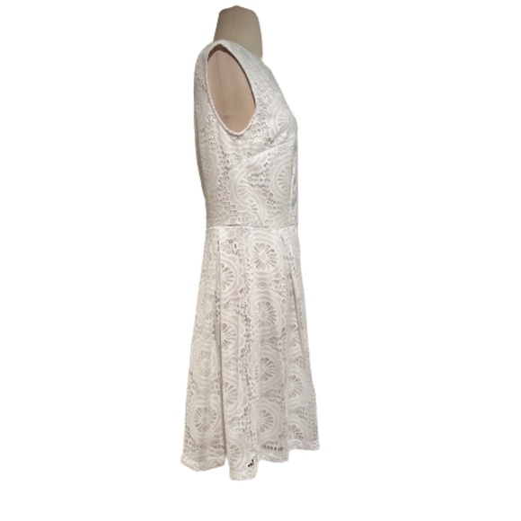 NEW YORK & COMPANY Dress Midi White Lace Overlay Medallion Lined Size 8 - Picture 7 of 10